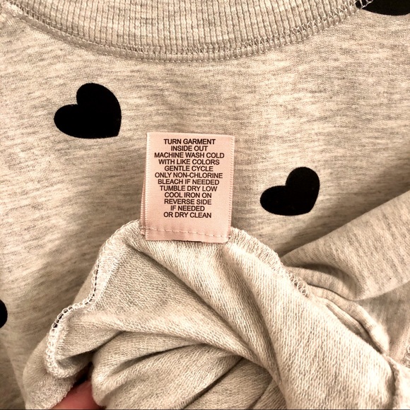 comfy sweatshirt, gray w/black hearts, phi… - Picture 7 of 12